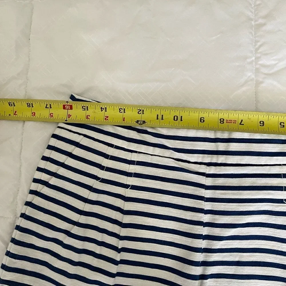 J Crew stripped Shorts - Picture 3 of 7